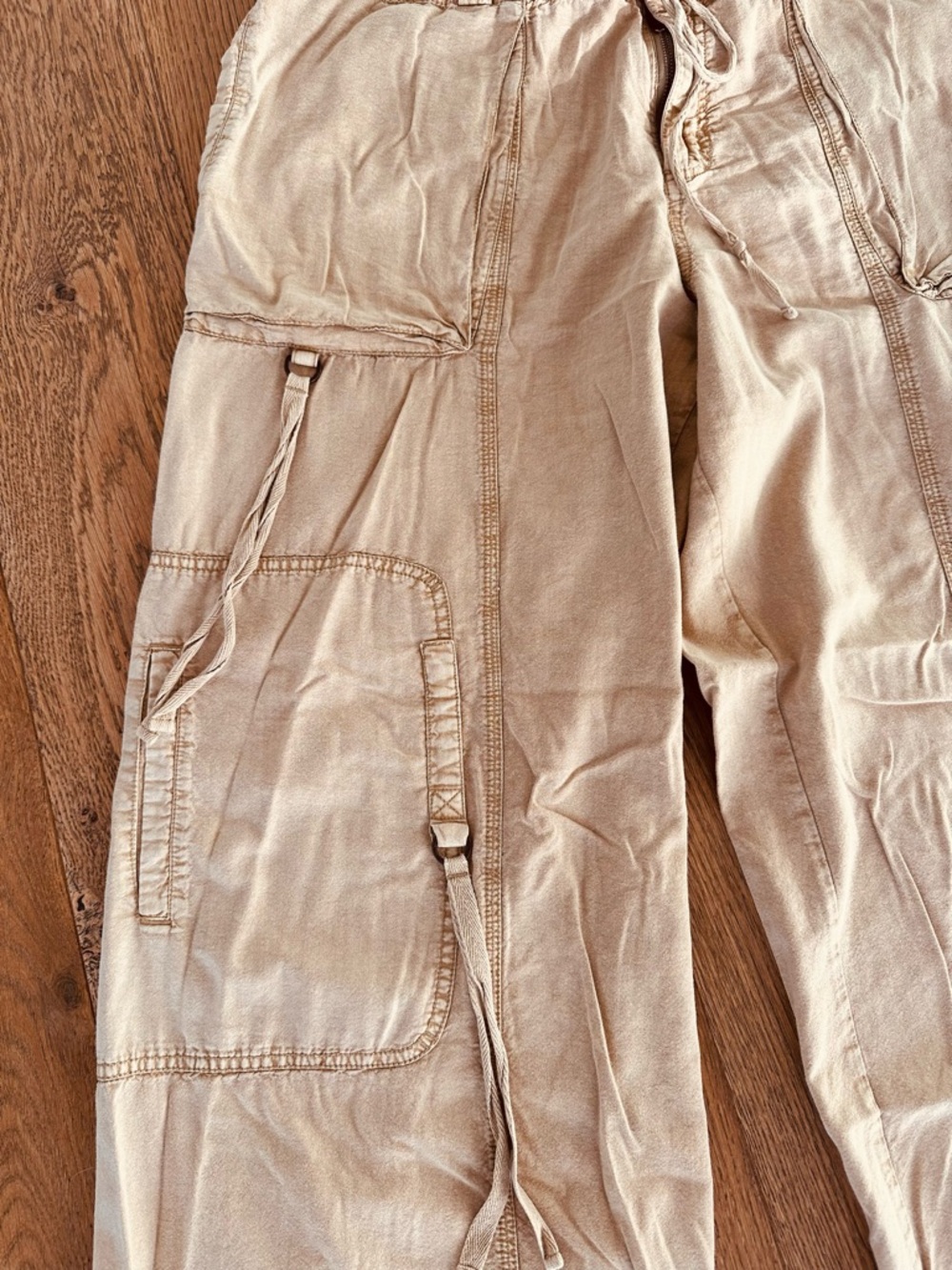 Free People Spring/Summer lightweight Cargo Tan L - Picture 4 of 9